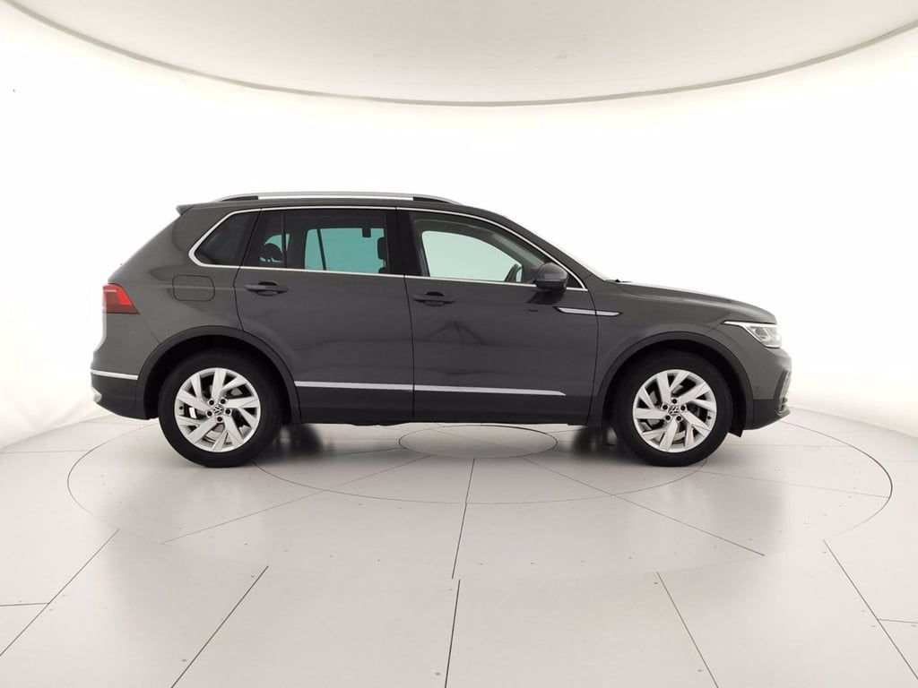 VOLKSWAGEN Tiguan 2.0 tdi elegance 150cv dsg