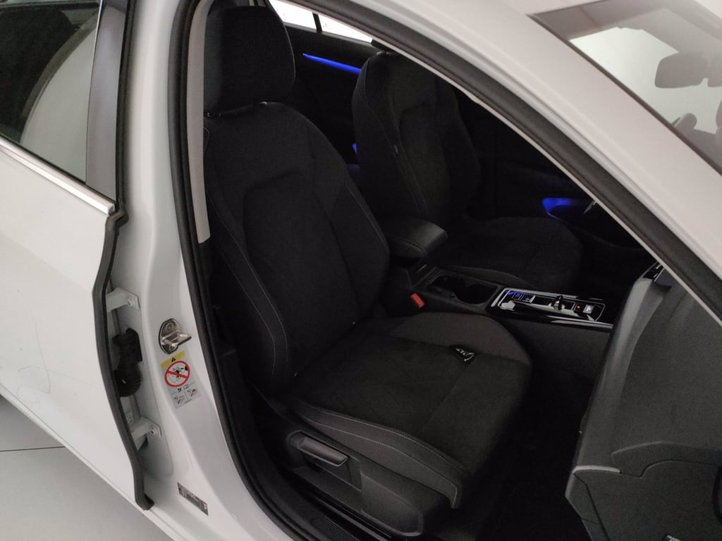 VOLKSWAGEN Golf 1.5 etsi evo style 130cv dsg