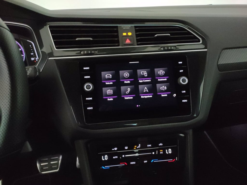 VOLKSWAGEN Tiguan 2.0 tdi r-line 150cv dsg