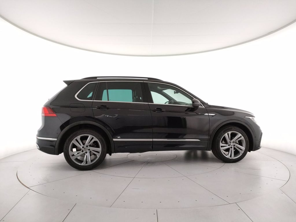 VOLKSWAGEN Tiguan 2.0 tdi r-line 150cv dsg