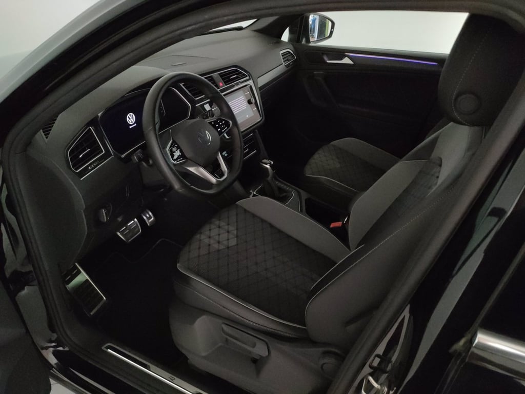 VOLKSWAGEN Tiguan 2.0 tdi r-line 150cv dsg