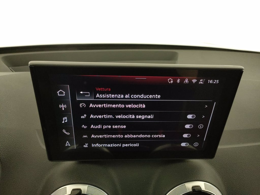 AUDI Q2 35 1.5 tfsi s line edition s-tronic