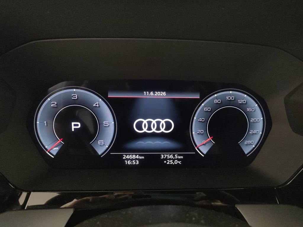AUDI A3 sportback 2.0 tdi s line edition 150cv s-tronic