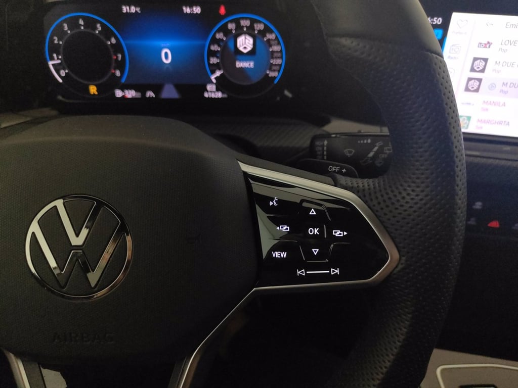 VOLKSWAGEN Golf 1.5 etsi evo r-line 130cv dsg