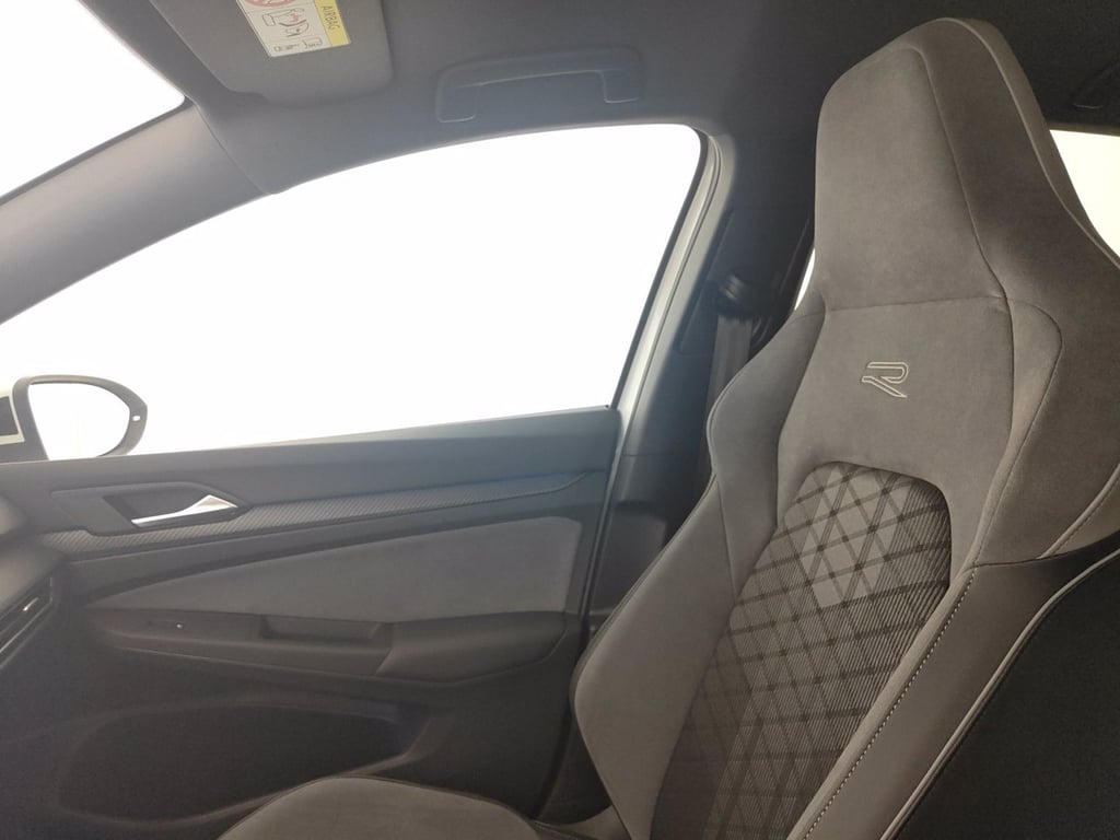 VOLKSWAGEN Golf 1.5 etsi evo r-line 130cv dsg