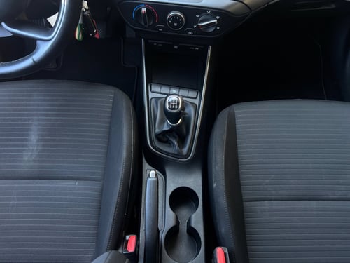HYUNDAI i20 1.2 MPI MT ConnectLine
