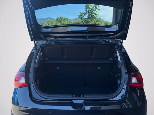 HYUNDAI i20 1.2 MPI MT ConnectLine