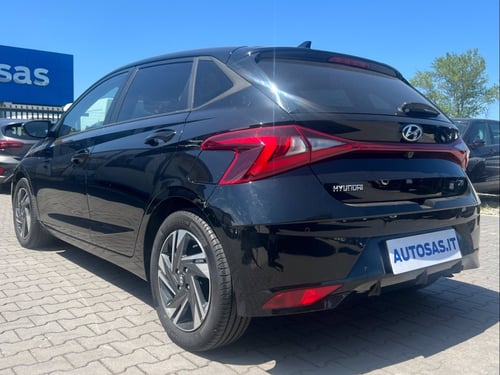 HYUNDAI i20 1.2 MPI MT ConnectLine