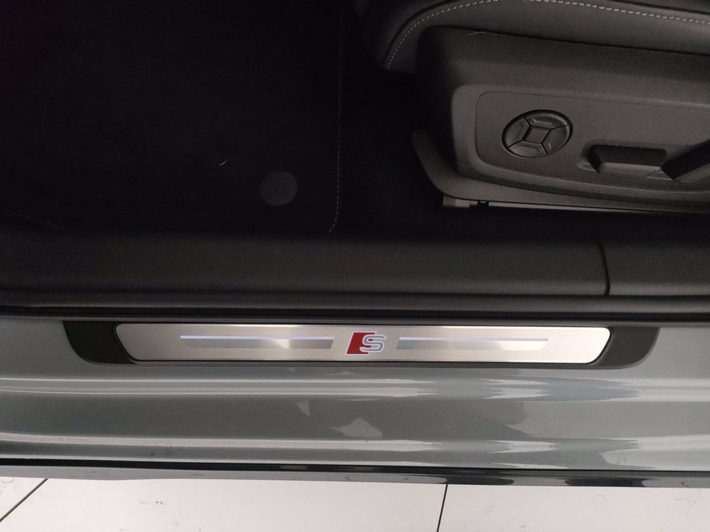 AUDI A3 allstreet 2.0 tdi identity contrast 150cv s-tronic