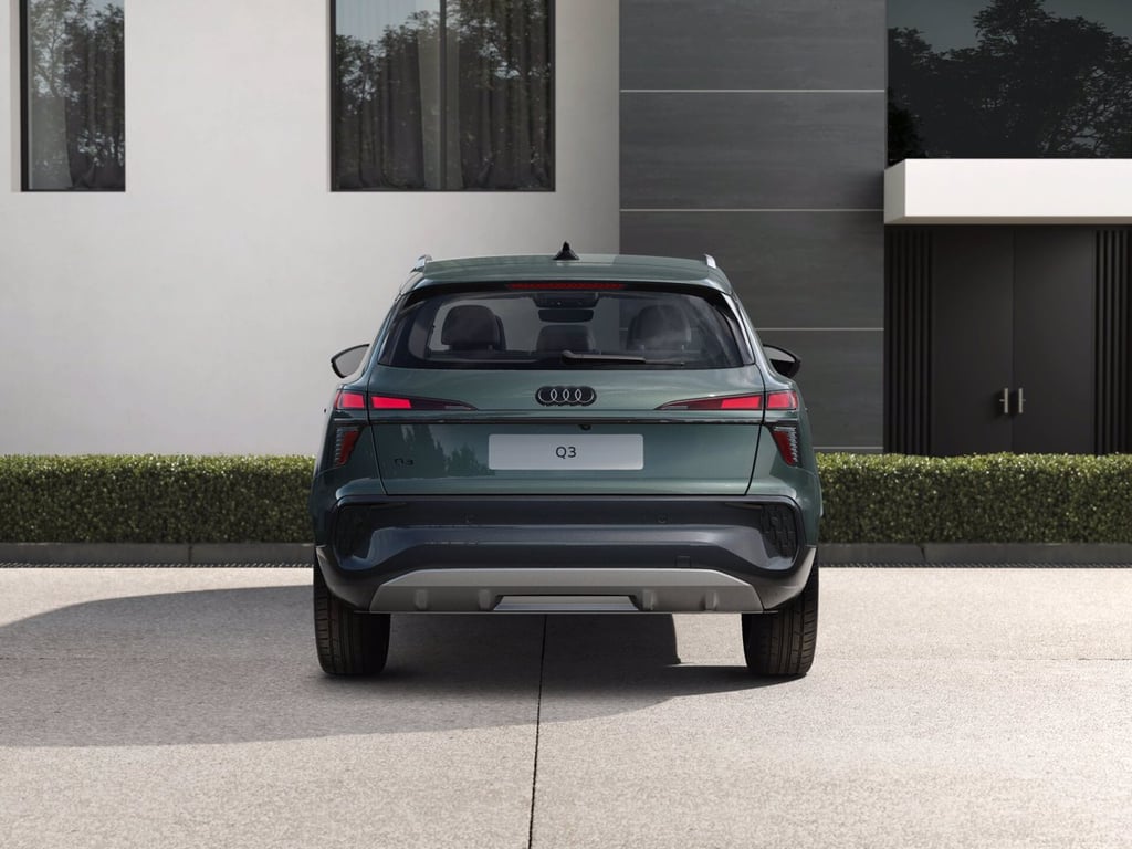 AUDI Q3 2.0 tdi business advanced 150cv s-tronic