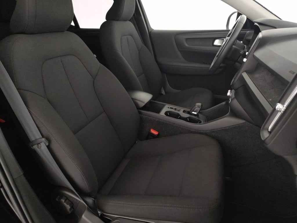 VOLVO Xc40 1.5 t2 momentum auto my21