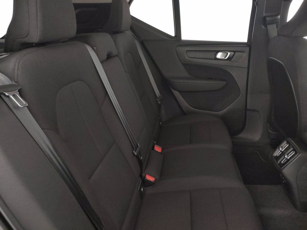 VOLVO Xc40 1.5 t2 momentum auto my21