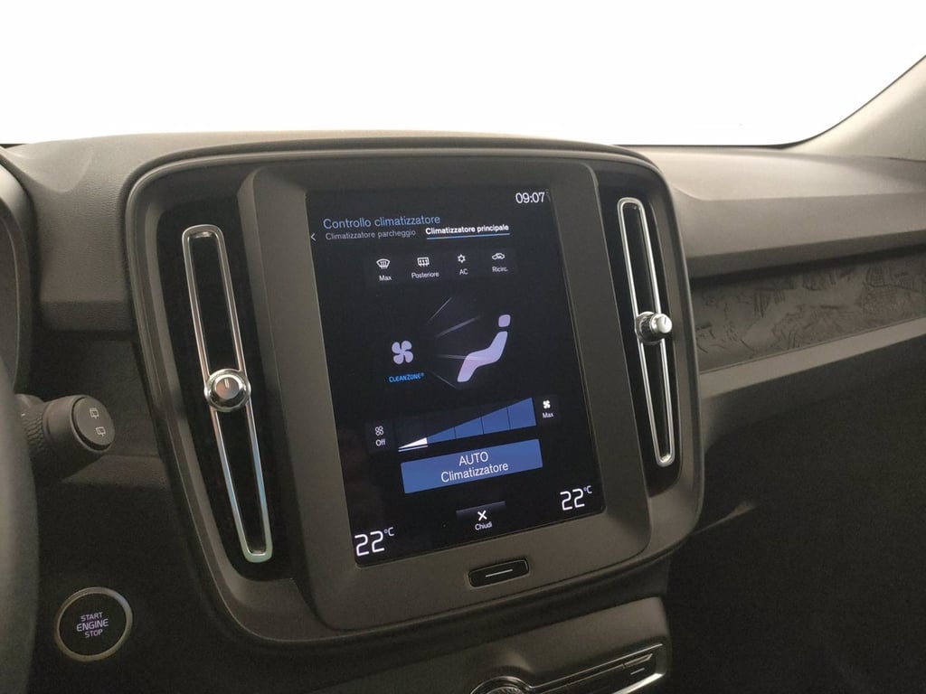 VOLVO Xc40 1.5 t2 momentum auto my21