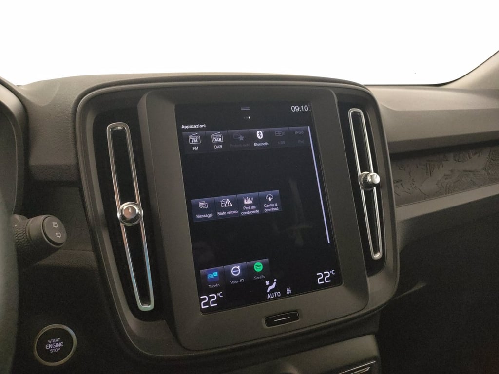 VOLVO Xc40 1.5 t2 momentum auto my21