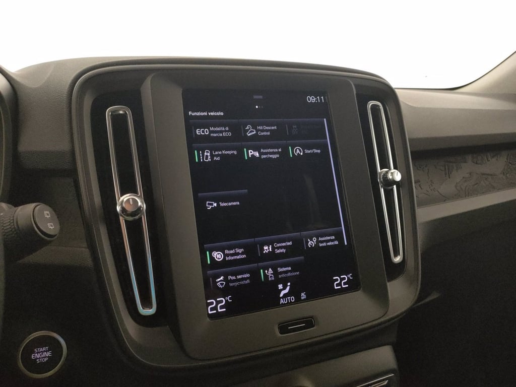 VOLVO Xc40 1.5 t2 momentum auto my21