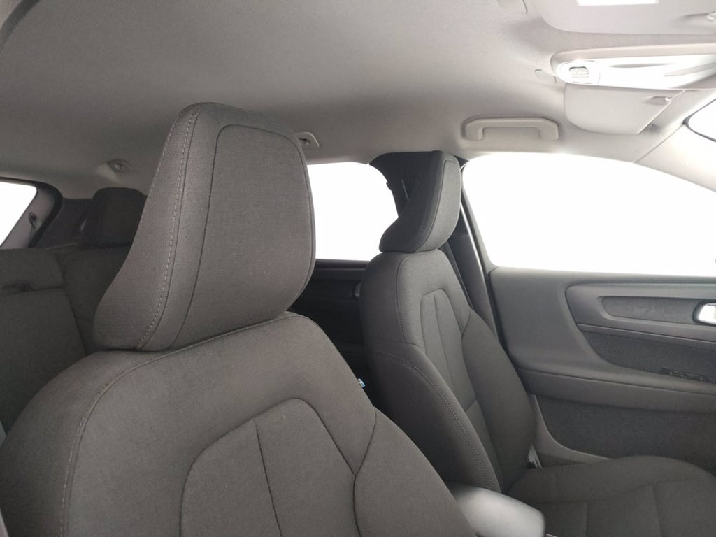 VOLVO Xc40 1.5 t2 momentum auto my21