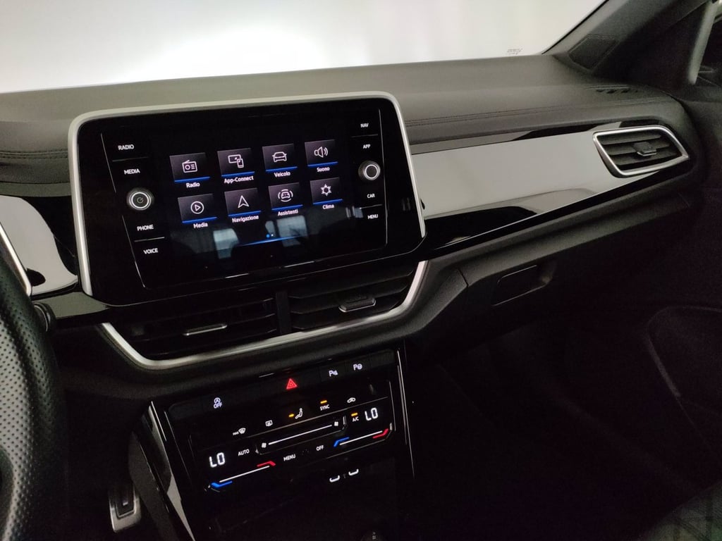 VOLKSWAGEN T-roc 1.5 tsi r-line