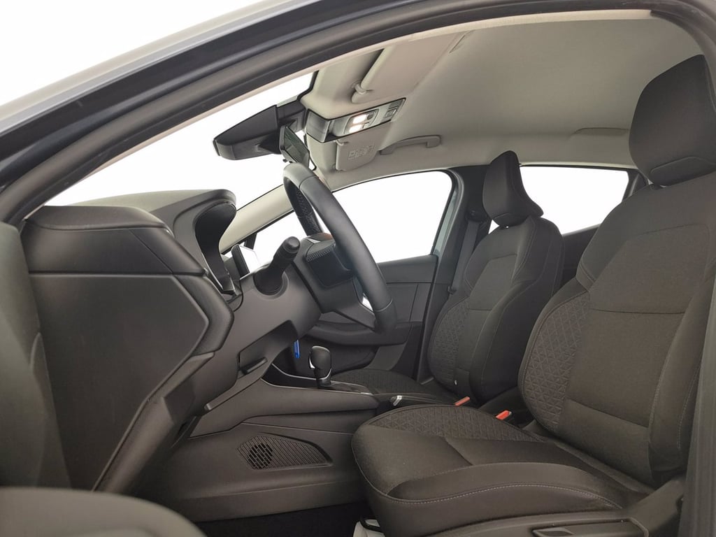 RENAULT Clio 1.6 e-tech hybrid business 140cv auto