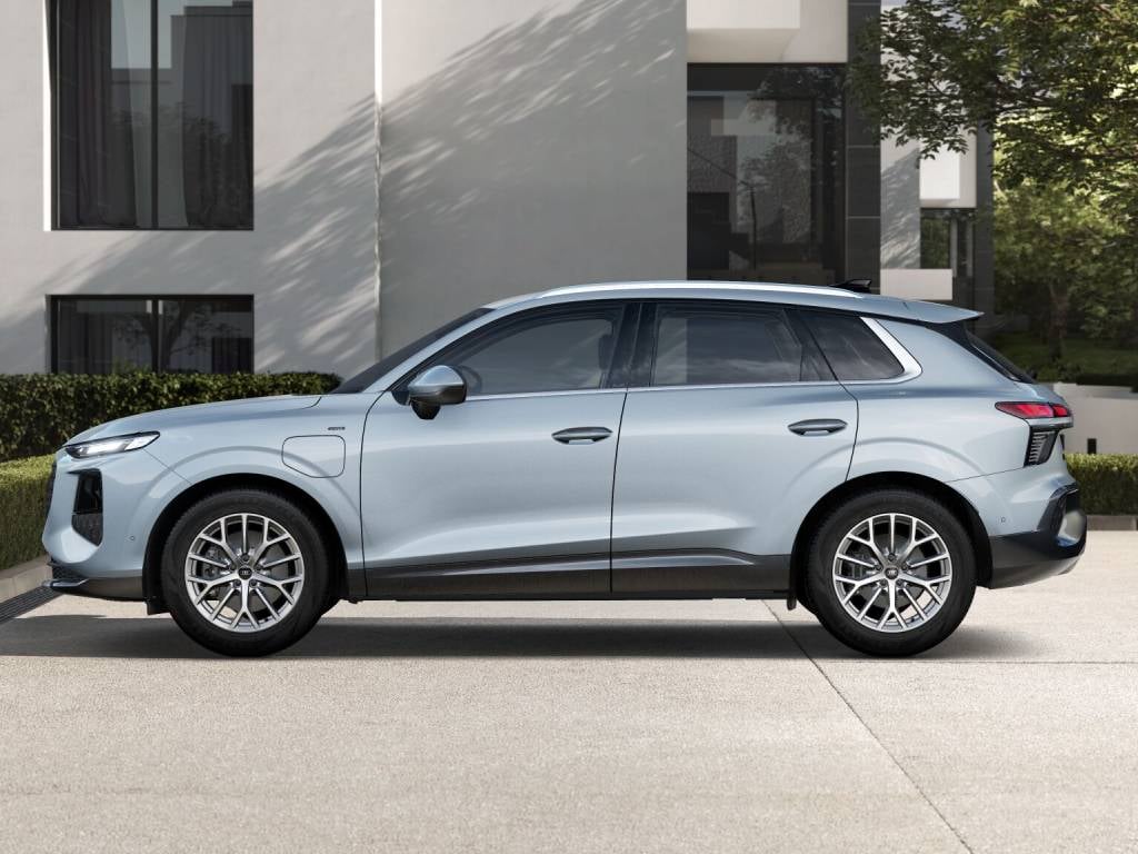 AUDI Q3 e-hybrid 200 kW S tronic Business Advanced