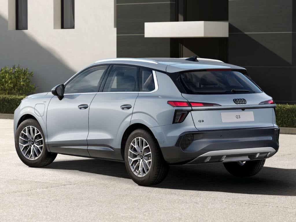 AUDI Q3 e-hybrid 200 kW S tronic Business Advanced