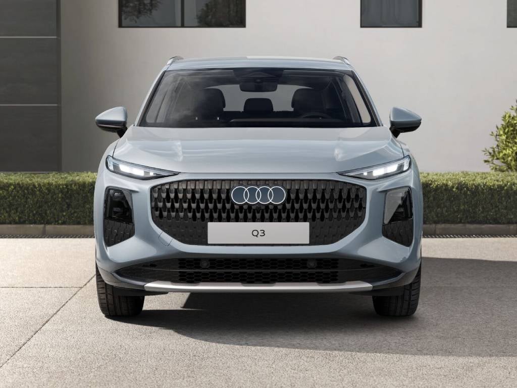 AUDI Q3 e-hybrid 200 kW S tronic Business Advanced