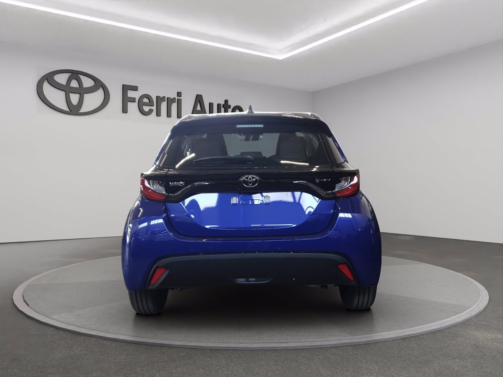 TOYOTA Yaris 1.5h 115 yaris