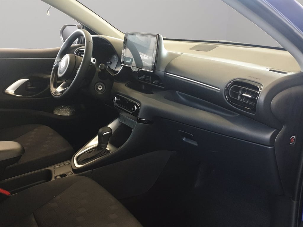 TOYOTA Yaris 1.5h 115 yaris