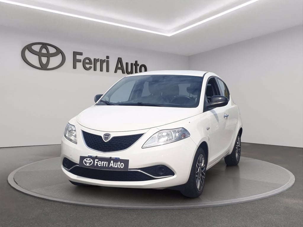 LANCIA Ypsilon 1.2 silver 69cv