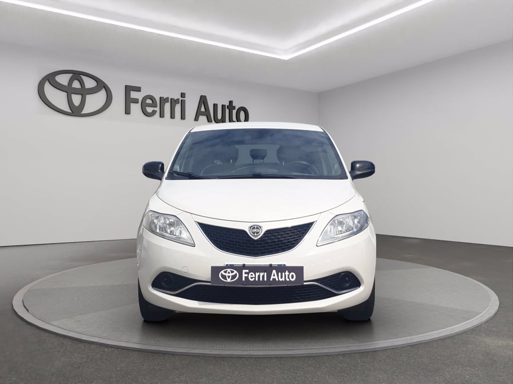 LANCIA Ypsilon 1.2 silver 69cv