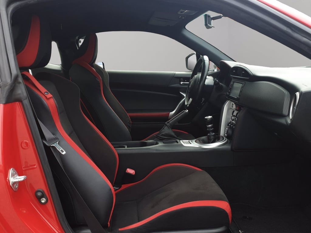 TOYOTA Gt86 2.0 rock&road my19