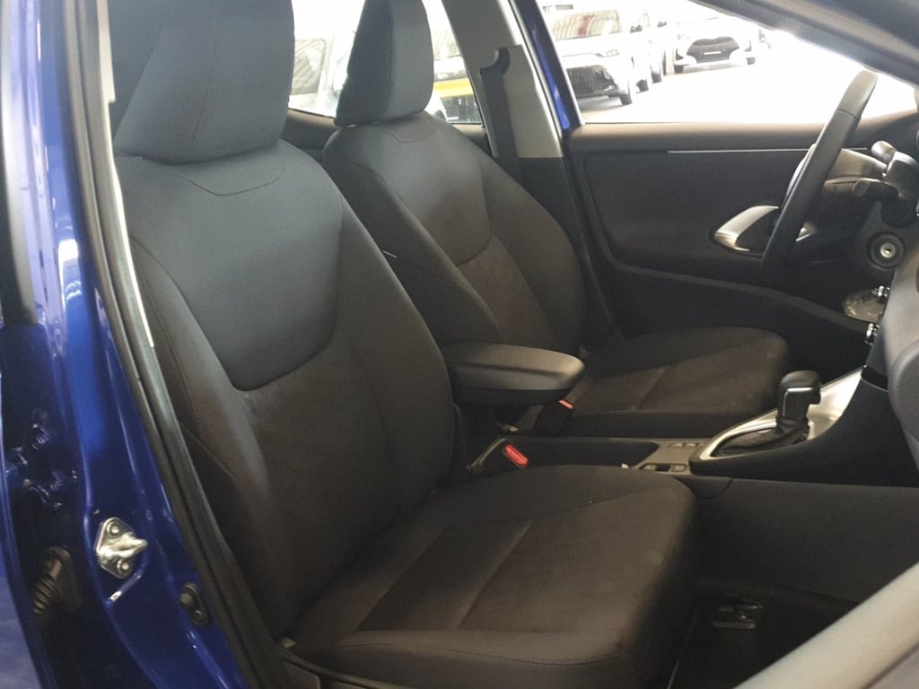 TOYOTA Yaris 1.5h 115 yaris