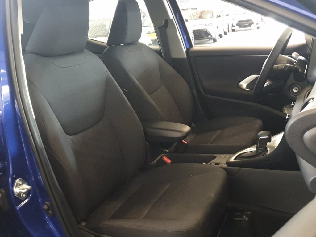 TOYOTA Yaris 1.5h 115 yaris