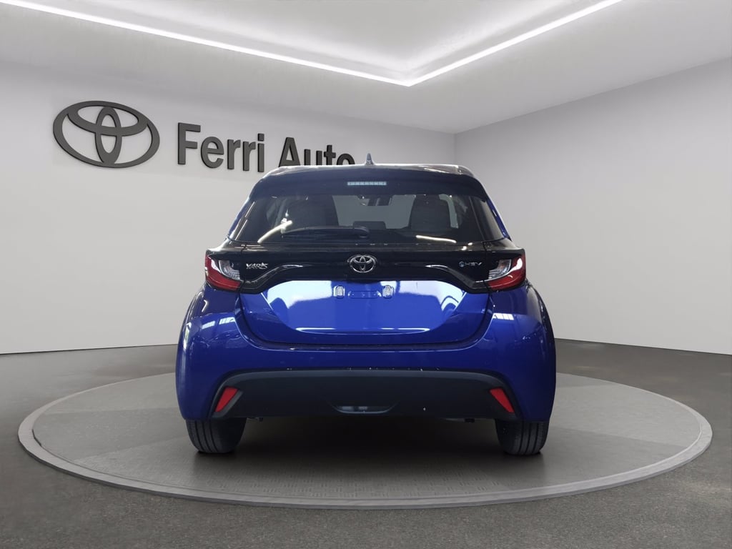 TOYOTA Yaris 1.5h 115 yaris