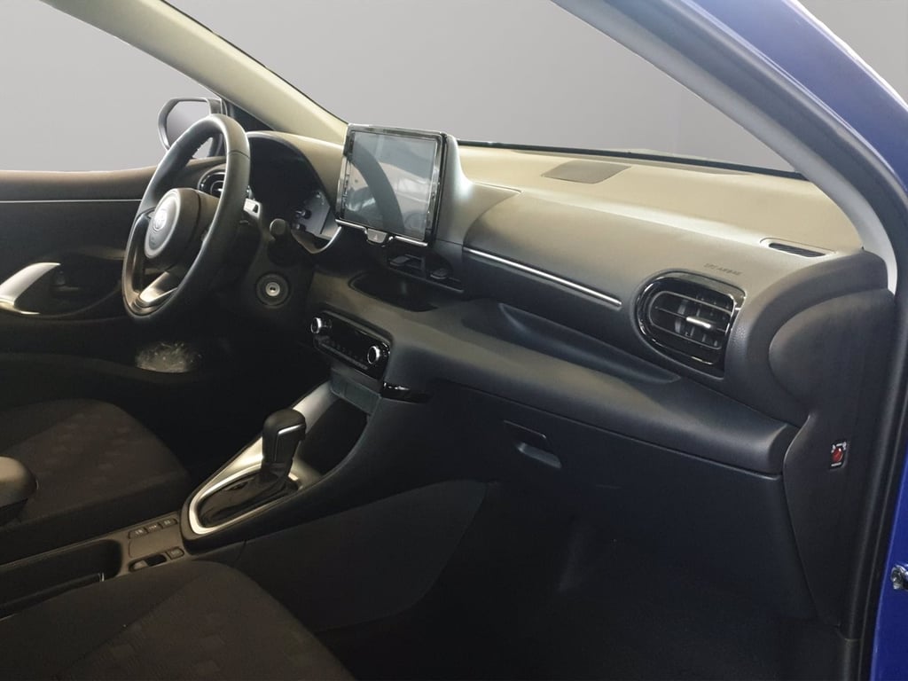 TOYOTA Yaris 1.5h 115 yaris