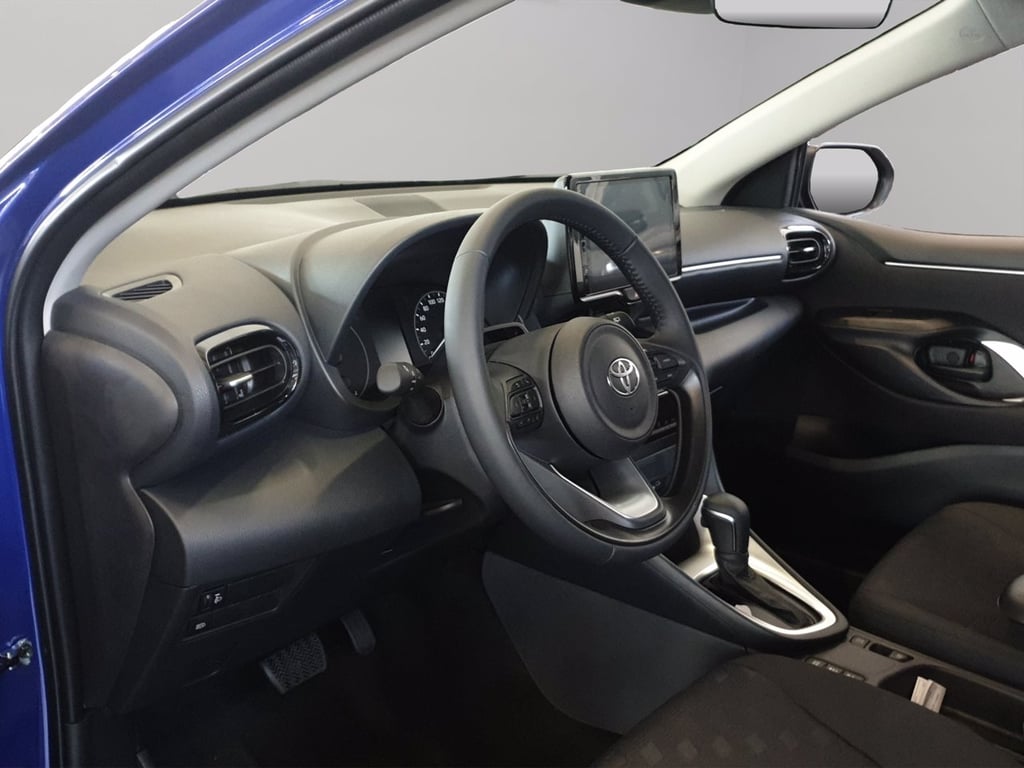 TOYOTA Yaris 1.5h 115 yaris