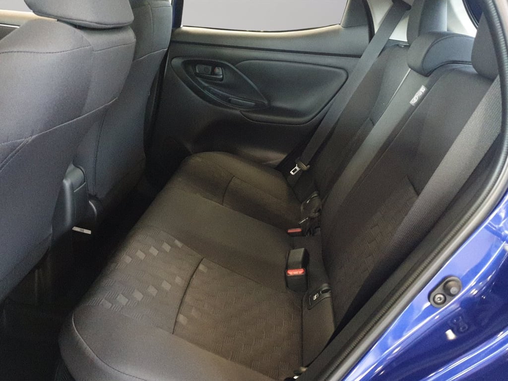 TOYOTA Yaris 1.5h 115 yaris