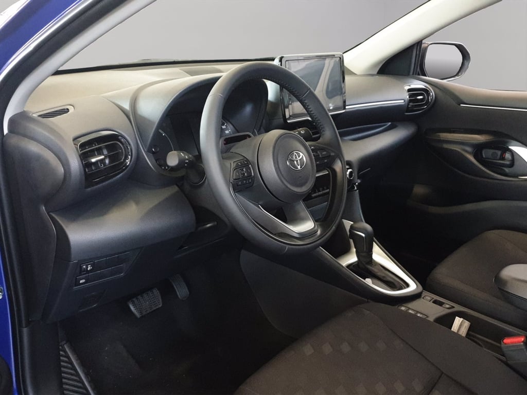 TOYOTA Yaris 1.5h 115 yaris