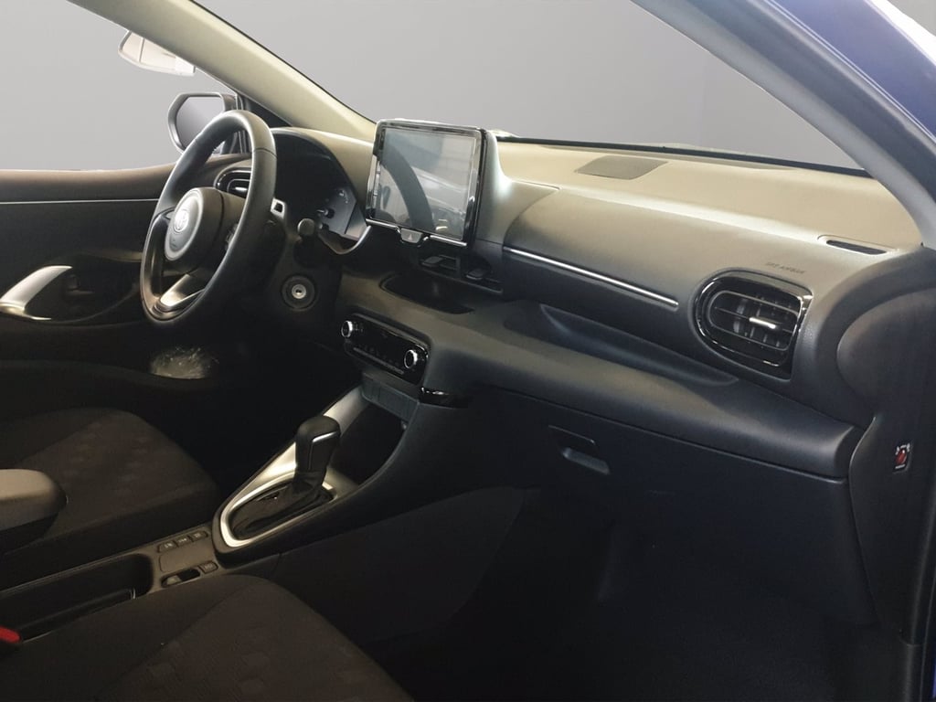 TOYOTA Yaris 1.5h 115 yaris