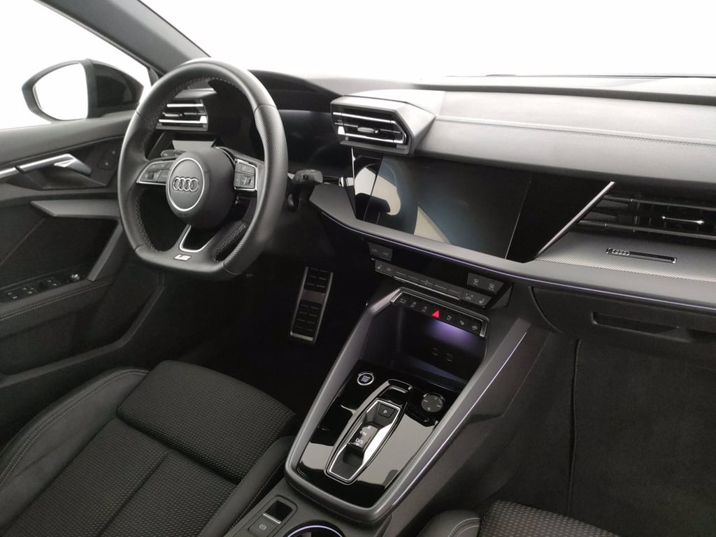 AUDI A3 sportback 2.0 tdi s line edition 150cv s-tronic
