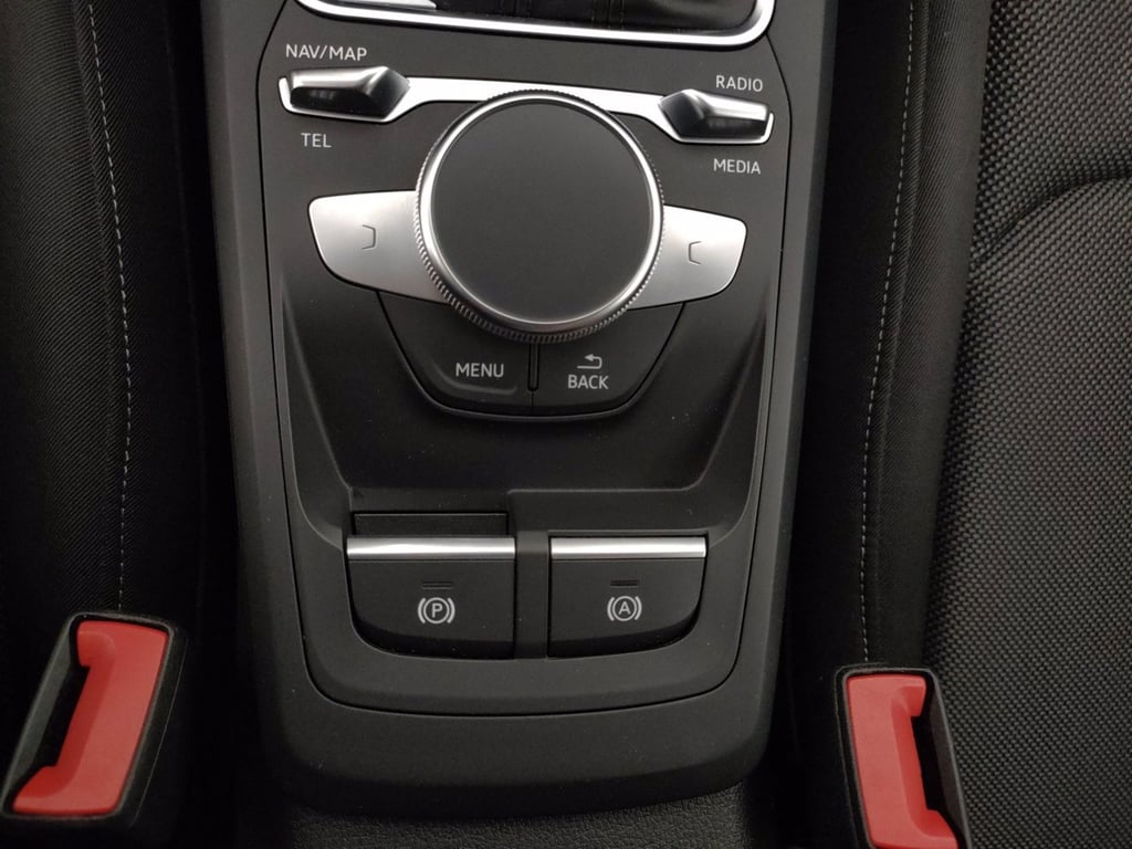 AUDI Q2 35 1.5 tfsi admired advanced s-tronic