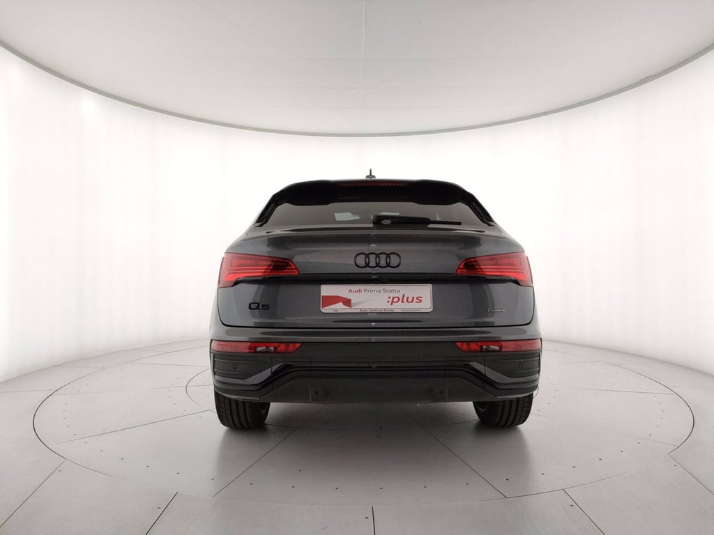AUDI Q5 sportback 45 2.0 tfsi mhev 12v identity black quattro s-tronic