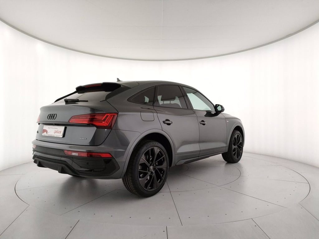 AUDI Q5 sportback 45 2.0 tfsi mhev 12v identity black quattro s-tronic
