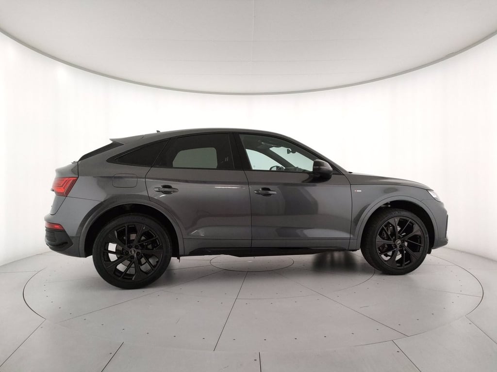 AUDI Q5 sportback 45 2.0 tfsi mhev 12v identity black quattro s-tronic
