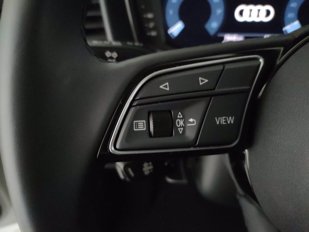 AUDI A1 allstreet 30 1.0 tfsi identity contrast 116cv s tronic