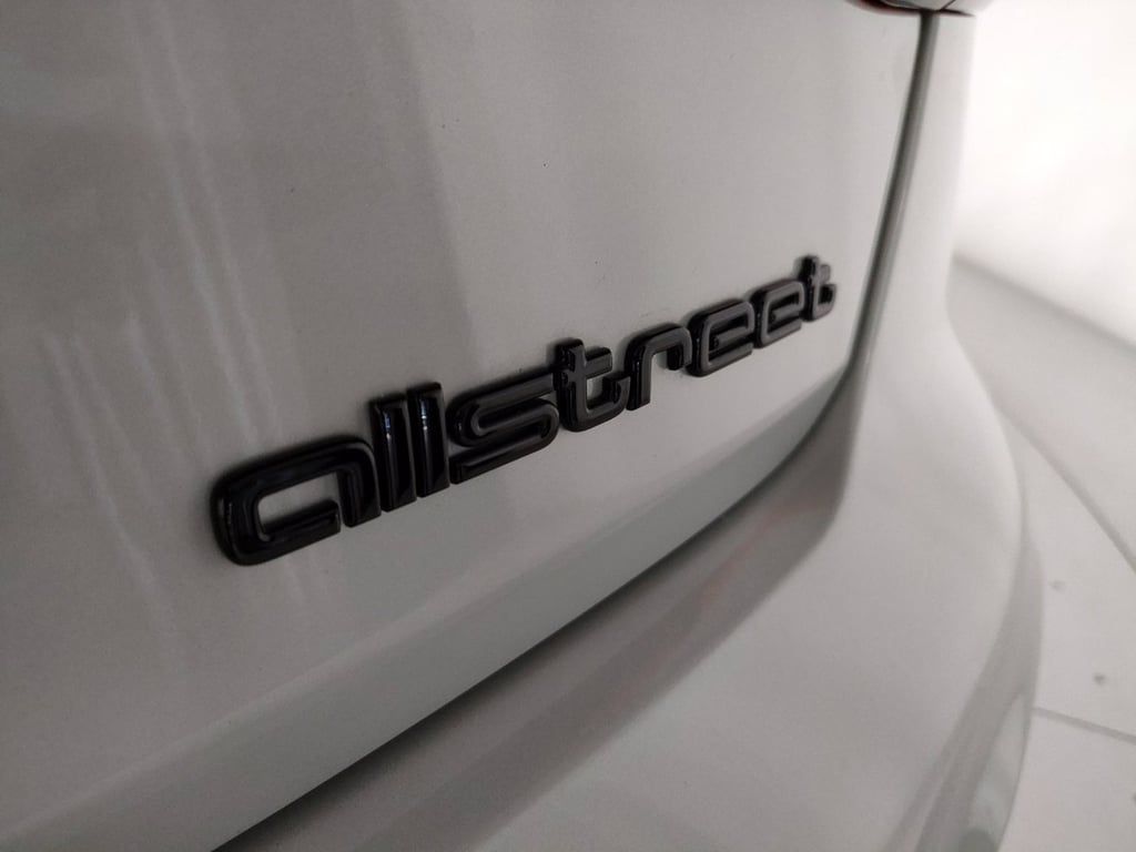 AUDI A1 allstreet 30 1.0 tfsi identity contrast 116cv s tronic