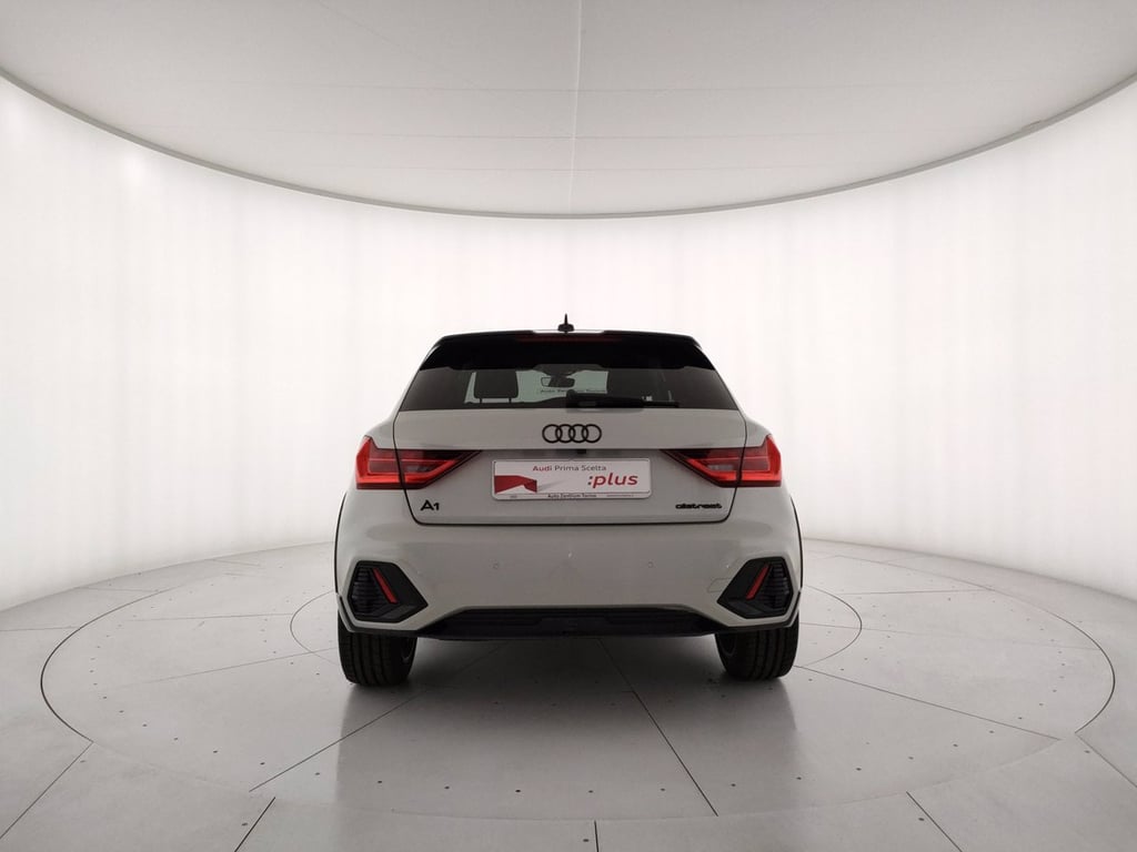 AUDI A1 allstreet 30 1.0 tfsi identity contrast 116cv s tronic