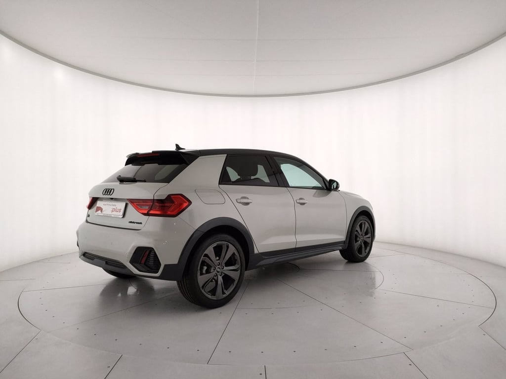 AUDI A1 allstreet 30 1.0 tfsi identity contrast 116cv s tronic