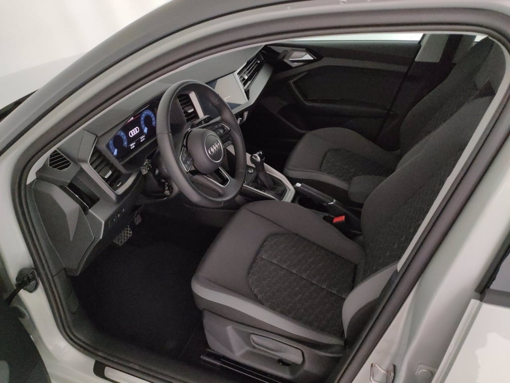 AUDI A1 allstreet 30 1.0 tfsi identity contrast 116cv s tronic