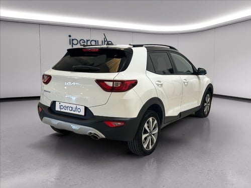 KIA Stonic 1.2 dpi style s/design pack 84cv