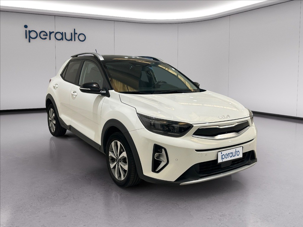 KIA Stonic 1.2 dpi style s/design pack 84cv